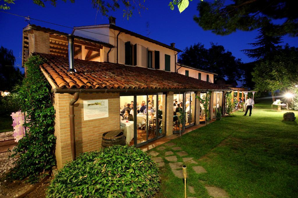 Agriturismo Trere Faenza Exteriör bild
